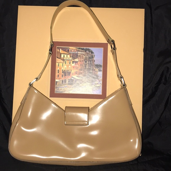 Guess Brown Leather Shoulder Bag - Picture 2 of 8